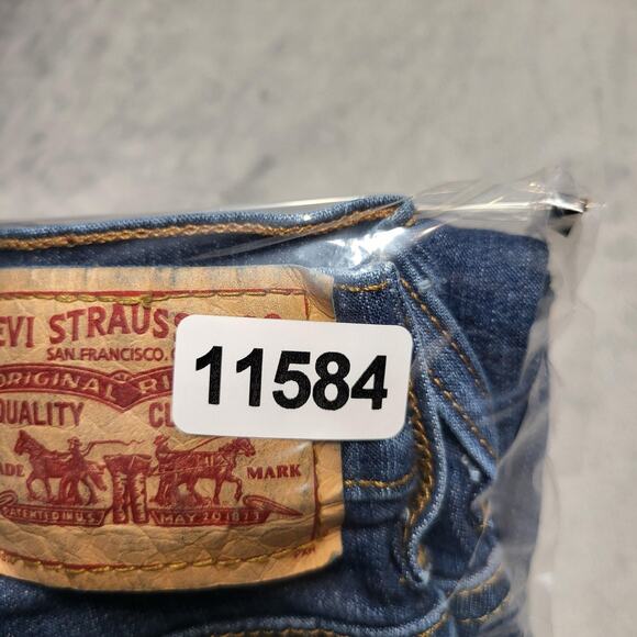 Levi's Jeans Womens 8 Blue Classic Capri Cropped Stretch 5 Pocket Side Slit Hem - Picture 10 of 10